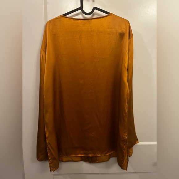 Vintage 100% silk golden label pajamas set  Victoria Secret - Picture 11 of 12